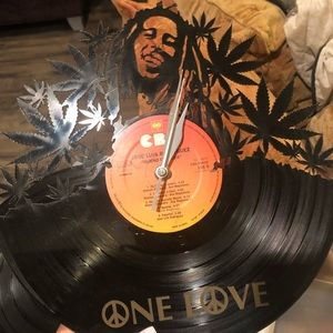 Bob Marley record clock
